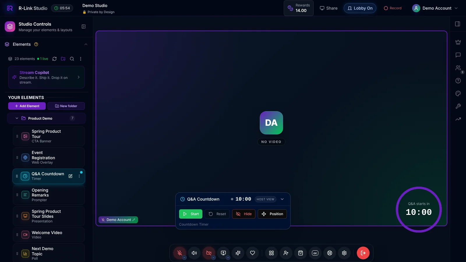 A Q&A Countdown timer in R-Link Studio: a circular 10:00 timer labeled Q&A starts in sits in the corner of the stage, with host controls to start, reset, hide and position it.